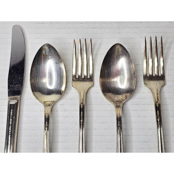 Wm. A. Rogers A1 Plus Oneida Ltd. Vintage Silverware Set - Picture 4 of 13